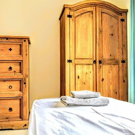 Sweet Cosy Penthouse Between Sliema & Valletta Apartman
