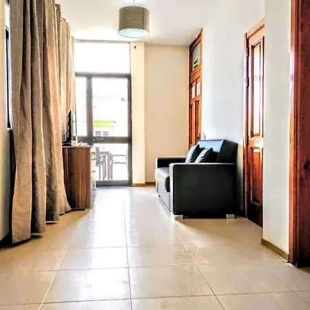 Sweet Cosy Penthouse Between Sliema & Valletta *